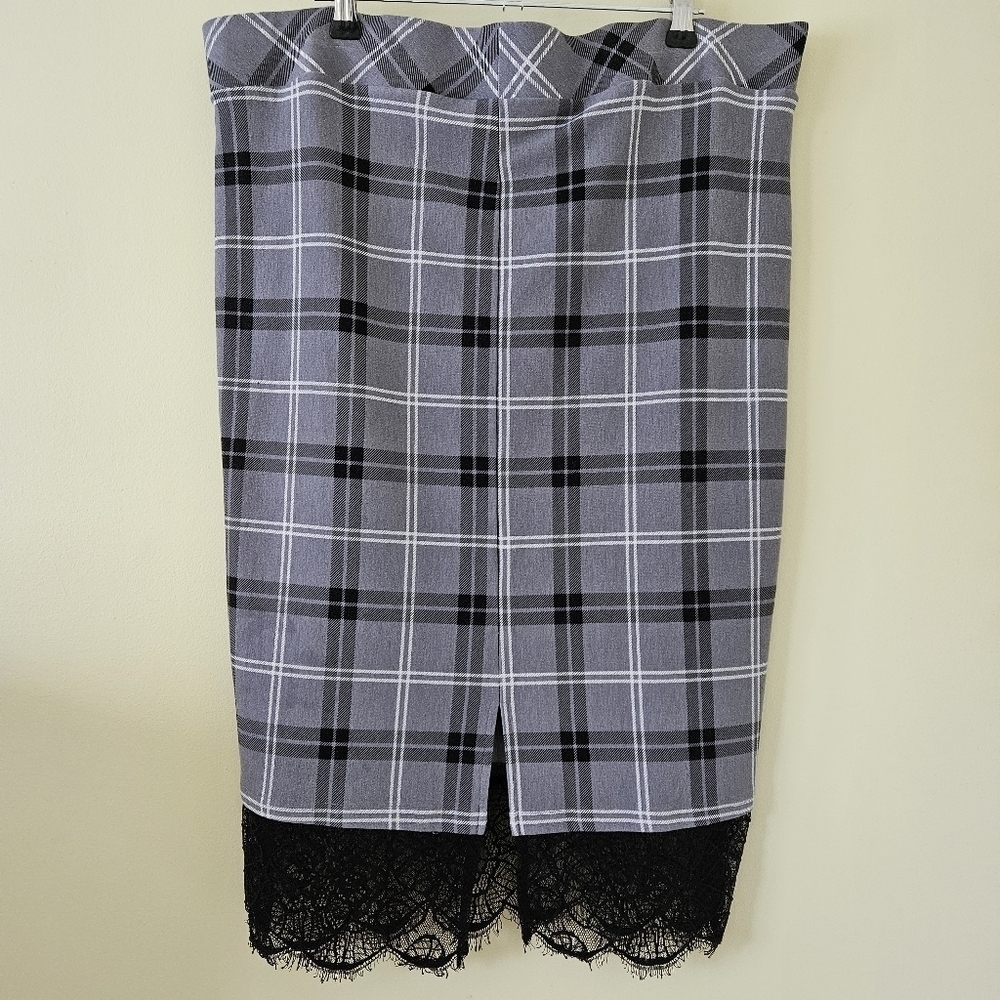 Torrid Pencil Skirt 1x Black Gray Plaid Lace Trim Back Slit Studio Ponte Lux - Picture 5 of 15